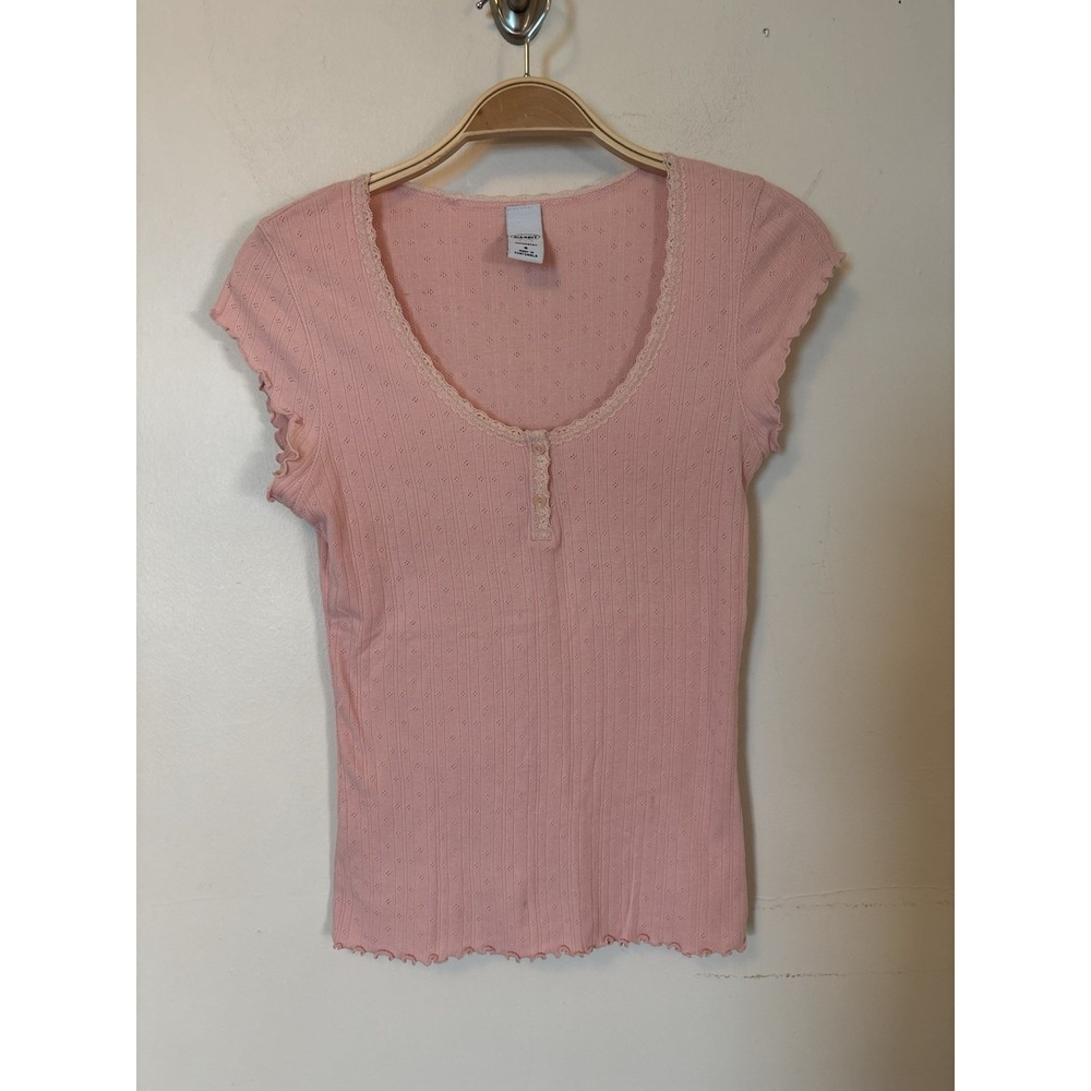 Old Navy Y2K Shirt Pink Ribbed Ruffle Hem Scoop Neck S Lace 100% Cotton - DESC